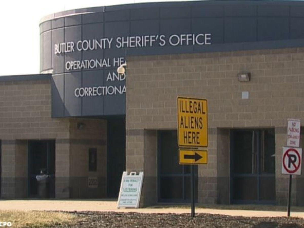 Detienen a dos hondureños en cárcel de Ohio; usaron identidades falsas para trabajar