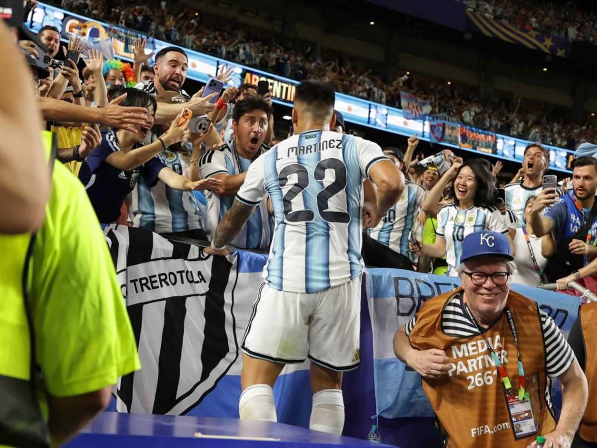 Otra ayuda a Argentina, fuerte cruce de Messi con árbitro, agresión y apareció su enemigo