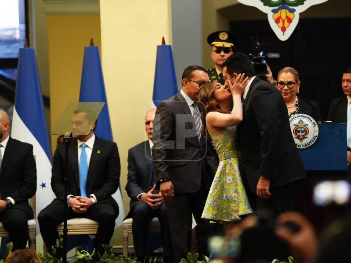 Un beso y dedicatoria: ¿quién es la esposa de Juan Diego Zelaya?