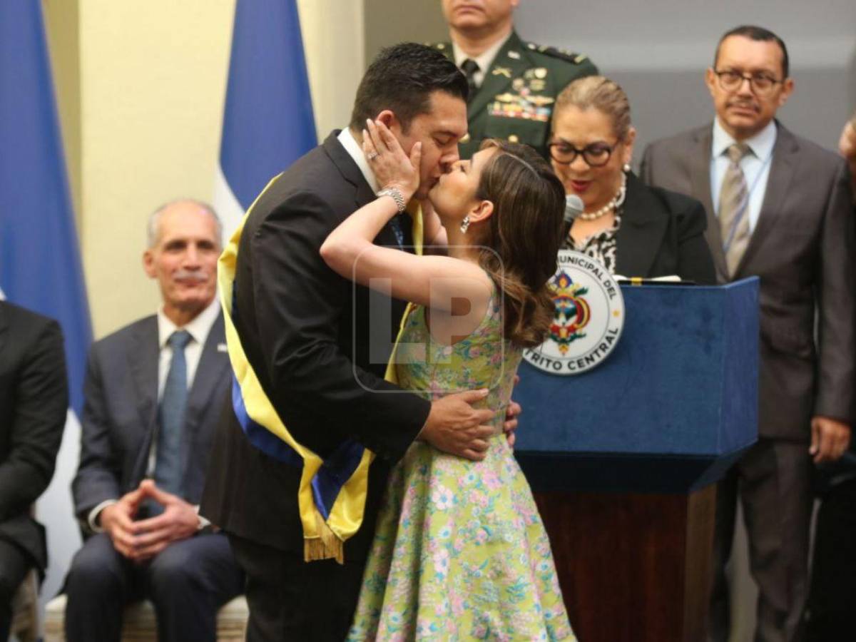 Un beso y dedicatoria: ¿quién es la esposa de Juan Diego Zelaya?