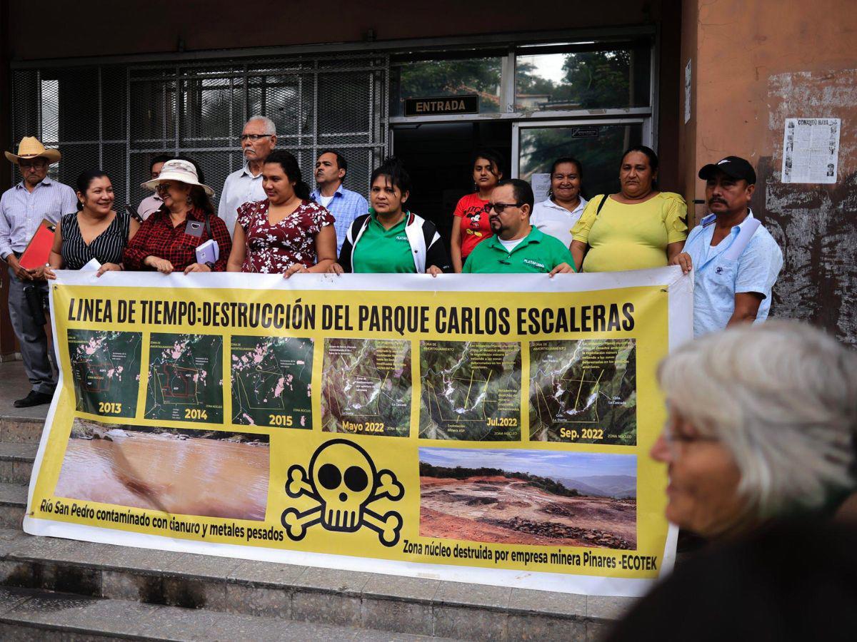 Honduras acusa a 13 personas por daños en un parque que defendía ambientalista asesinado