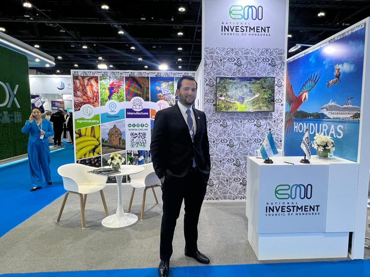 Honduras destacó con un imponente stand donde se muestran las ventajas competitivas del país como destino de inversión.