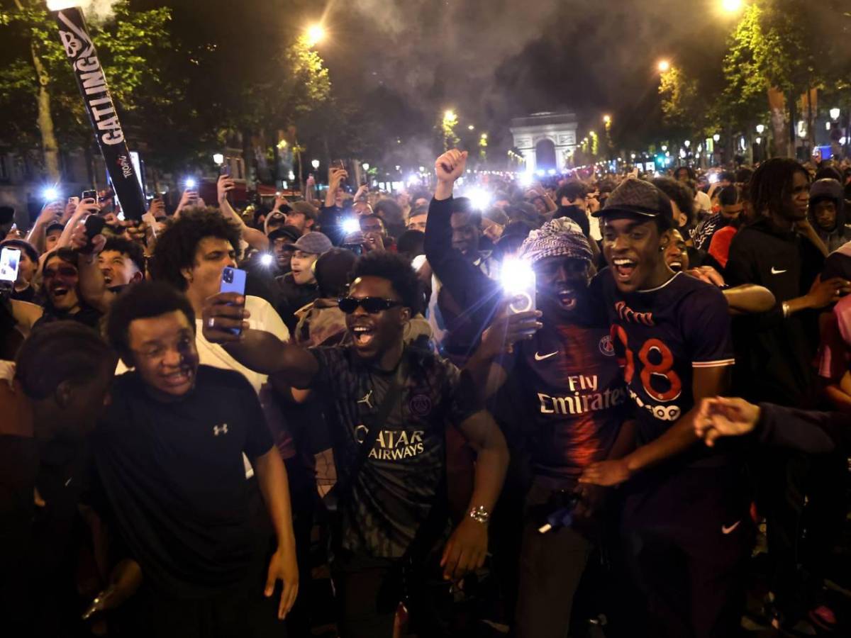 París es un caos: Muertos, 192 heridos y el PSG se pronuncia