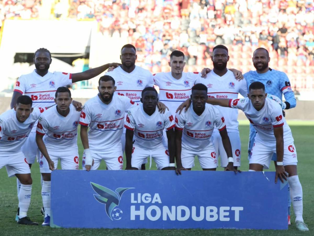 Rebeldía al Olimpia, jugador al hospital, Arboleda estalla y Policía interviene