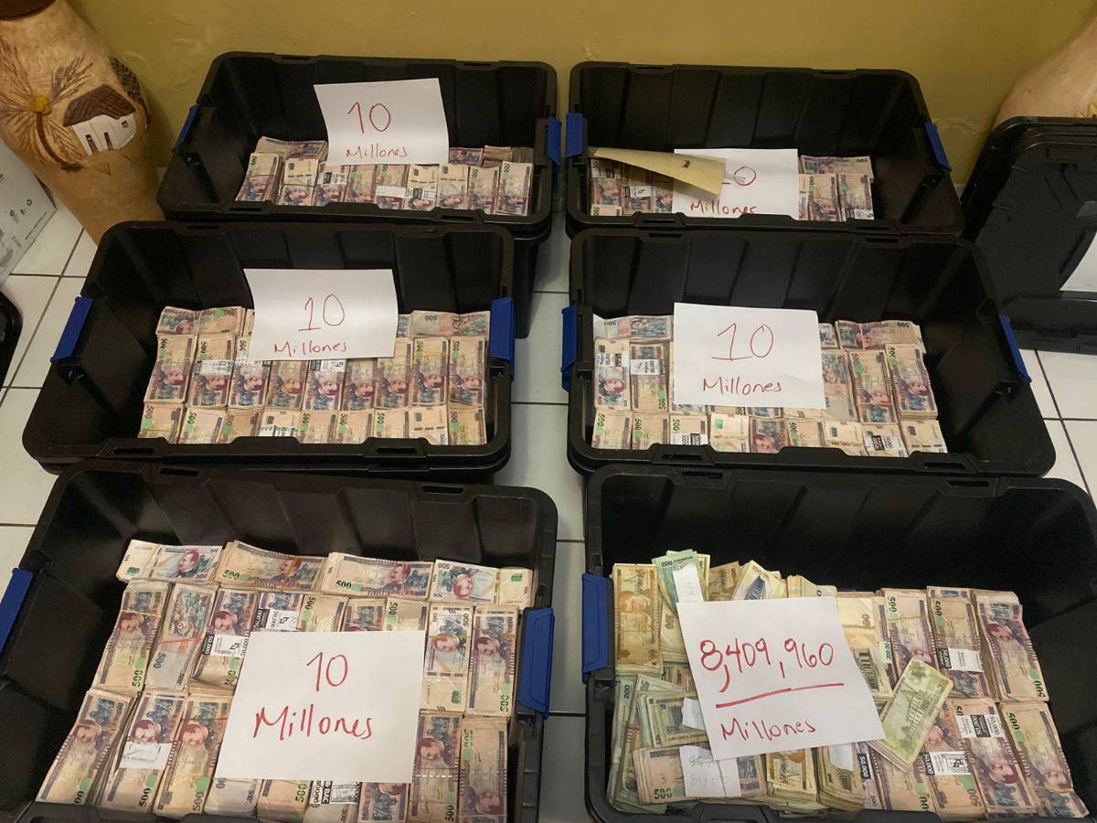 Militares custodian los millones en efectivo de Koriun