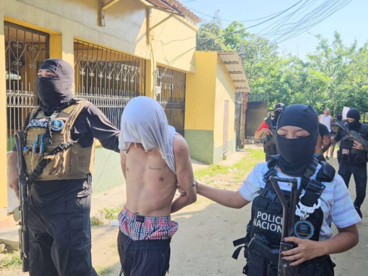 Capturan a seis presuntos pandilleros de la 18 en la colonia Miguel Ángel Pavón