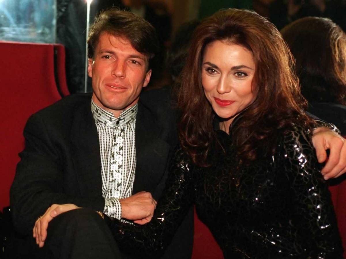 Campeón del mundo se ha divorciado cinco veces y su nueva novia es 38 años menor que él