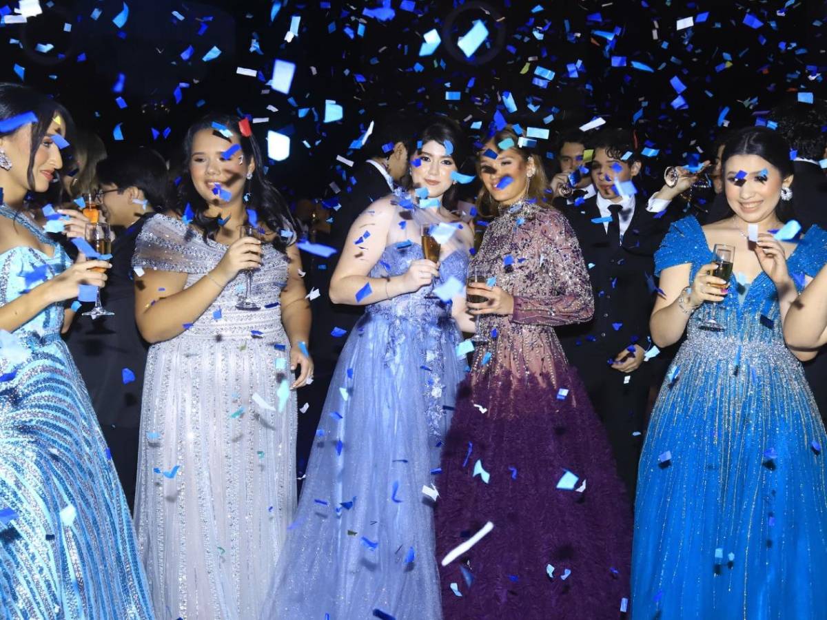 Seniors 2025 de la Seran School celebran en su fiesta de graduación