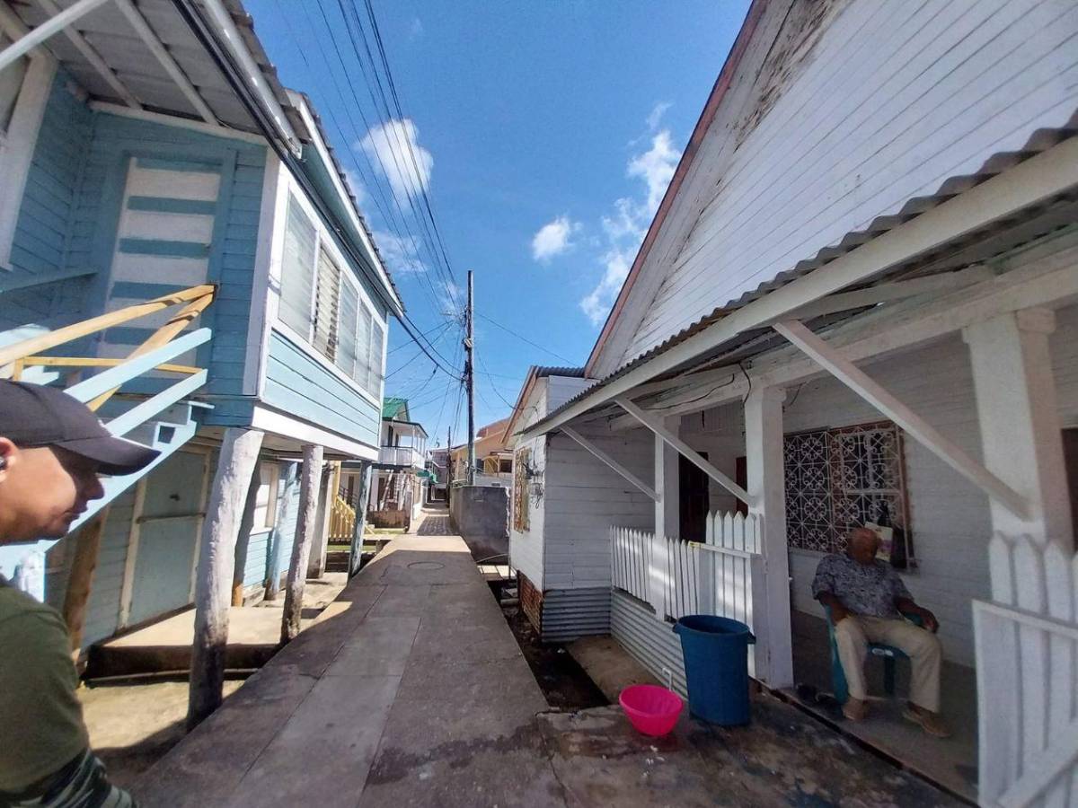 Así es Bonacca, el cayo donde vive casi todo Guanaja