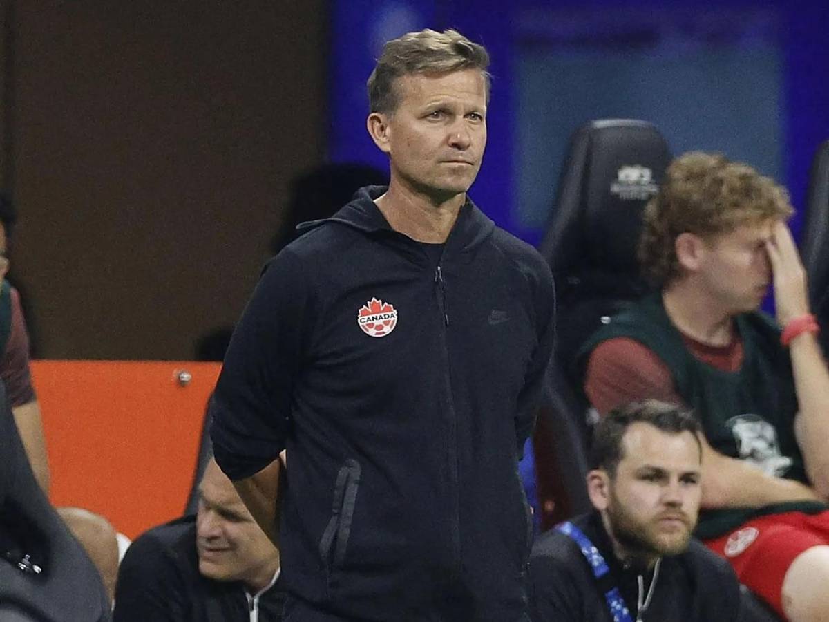 Investigan al entrenador de Canadá tras lo ocurrido ante Honduras en Copa Oro