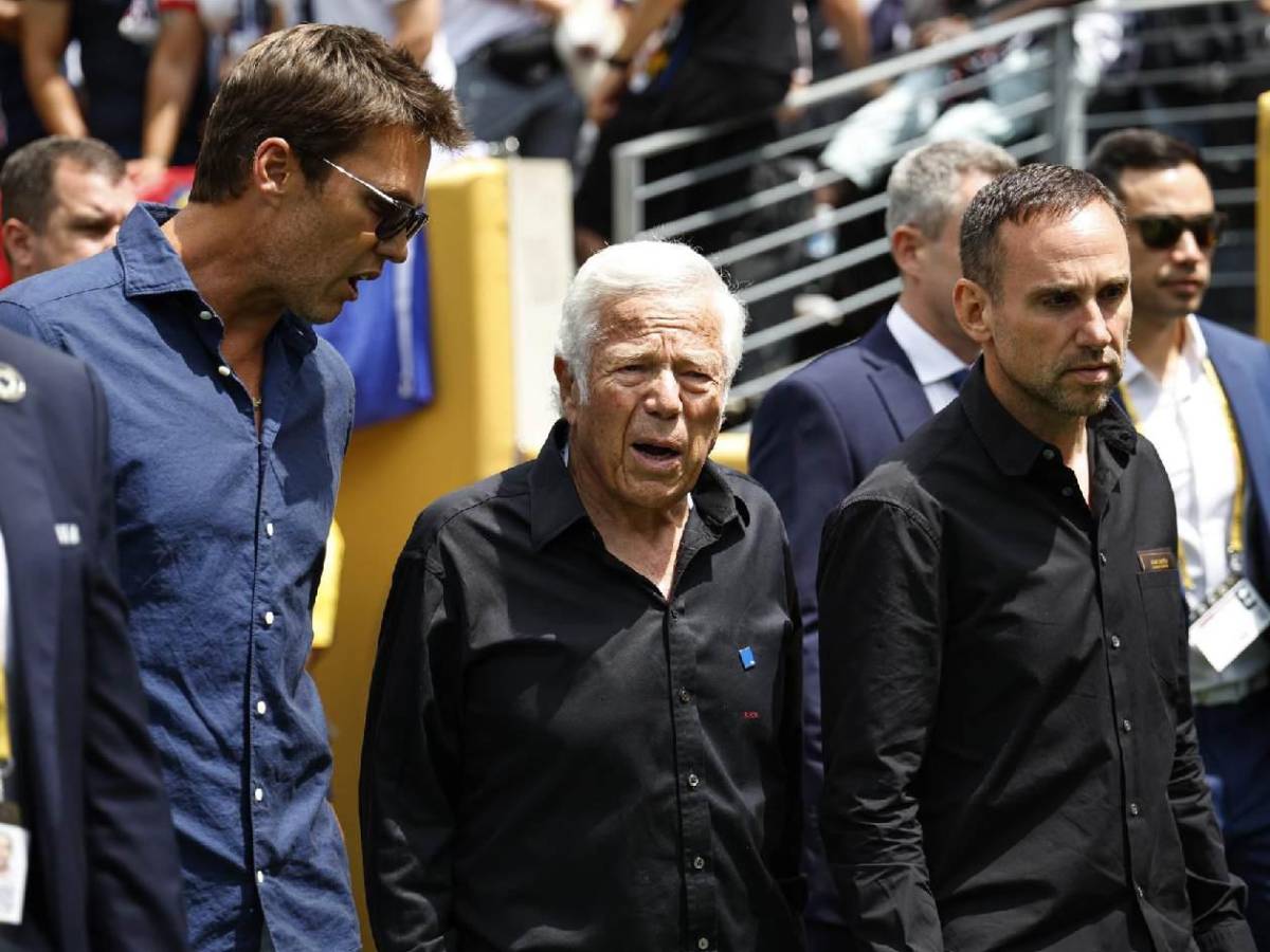 Luis Enrique perdió el control, agresión, zafarrancho y Chelsea humilló al PSG