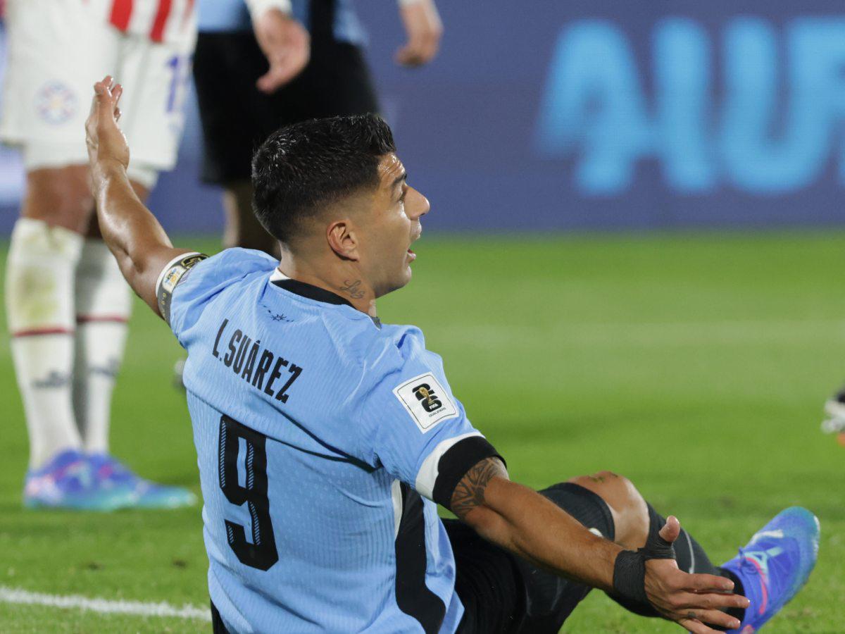 Luis Suárez con amargo adiós de Uruguay en debut de Alfaro con Paraguay