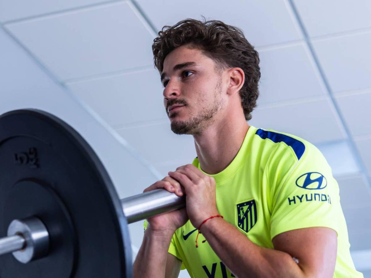 Mercado: Barcelona queda en shock: Atlético acepta traspasar a Julián Álvarez a otro gigante