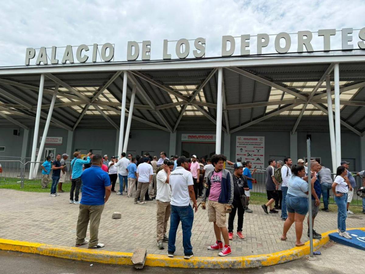 Retan a Alexander López a mostrar punto de acta donde se autoriza aumento a tasa vial