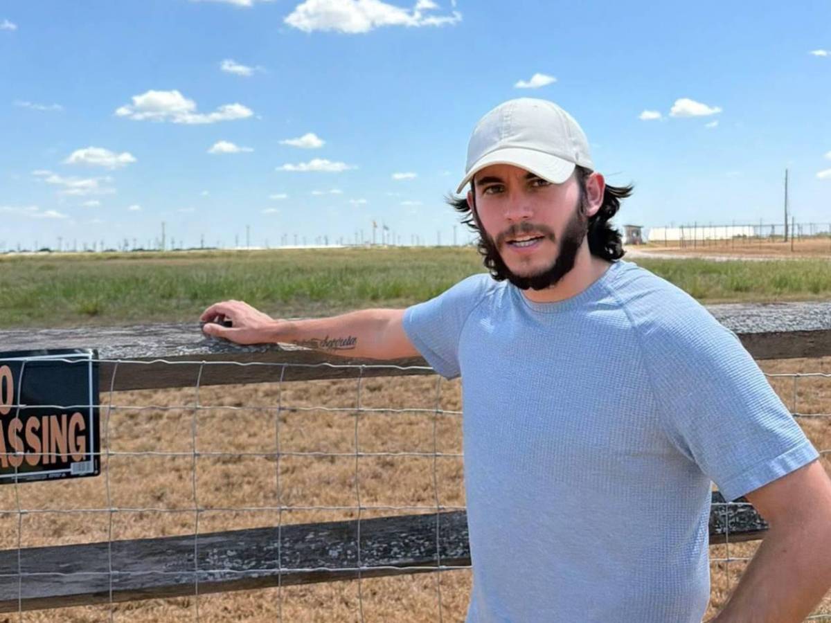 Carlos Espina sufre duro revés y culpa a Donald Trump: Estoy preocupado