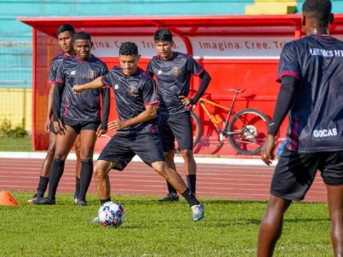 Lamentable: Árbitra involucrada en polémica del clásico sufre asalto en SPS