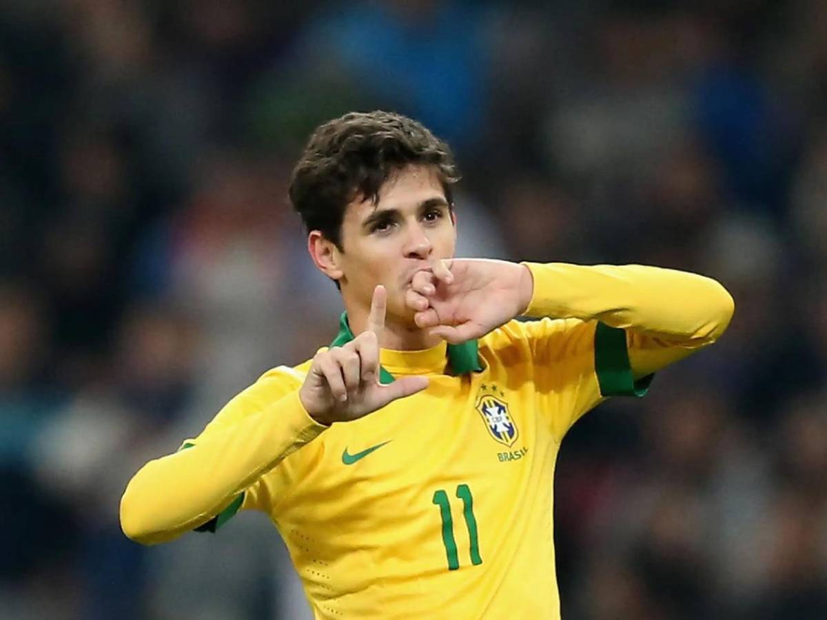 Conmoción en Brasil: Oscar se desmayó en pleno entreno y se teme lo peor