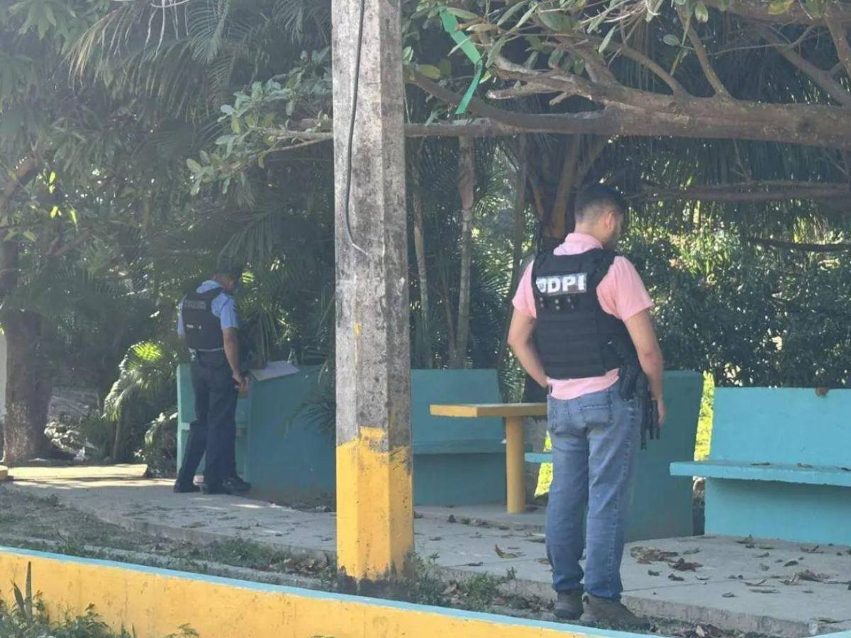 Ultiman a joven repartidor de lácteos en La Ceiba; su madre exige justicia