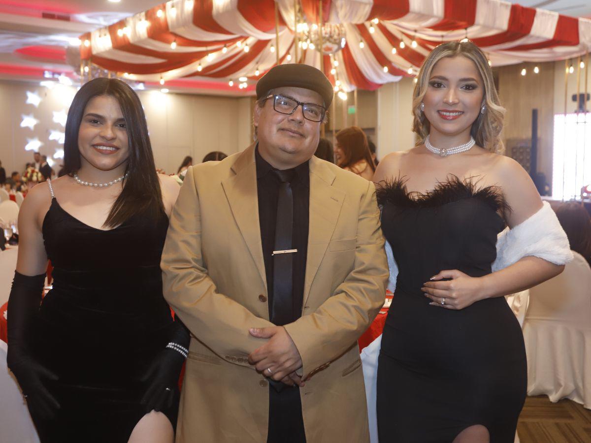 Cofisa celebra su tradicional cena navideña con una elegante temática Circus