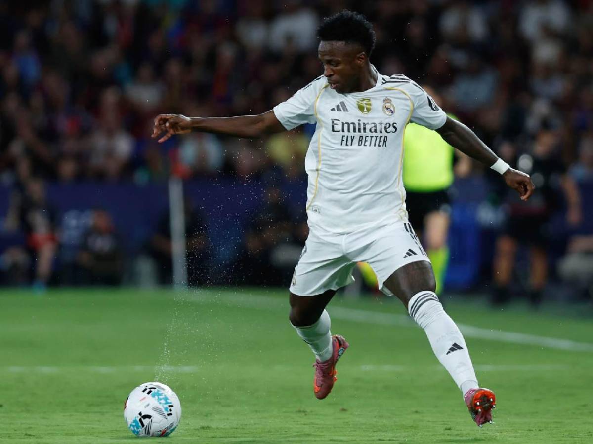 Mbappé y Vinicius se desatan, ¿qué pasó con Kervin tras jugar ante Real Madrid?