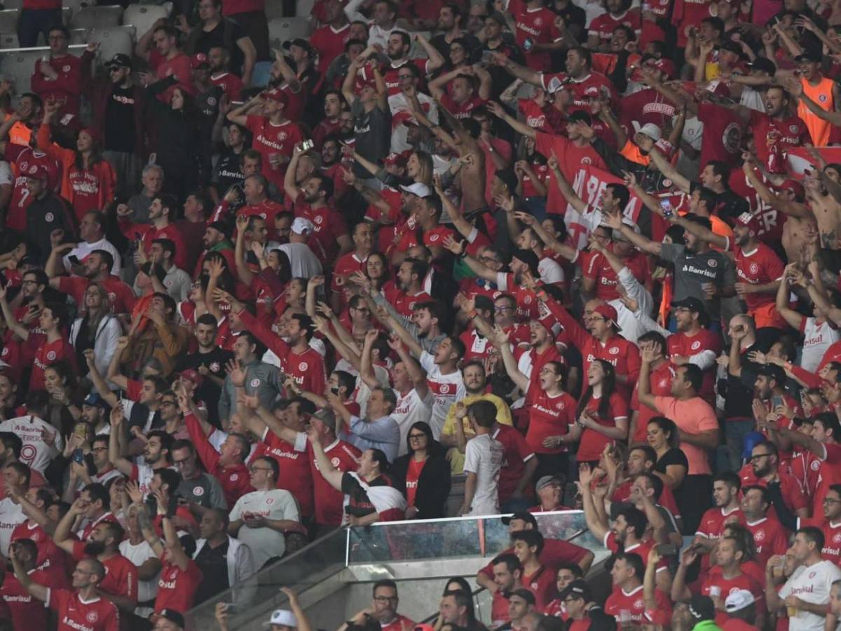 Compañeros de equipo tuvieron encuentro con hija de empresario y se arma caos