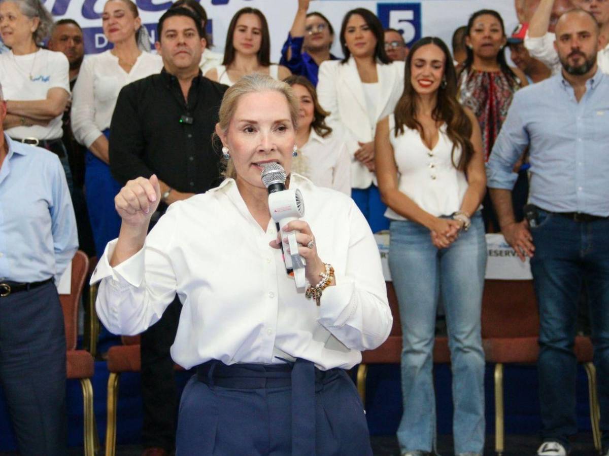 ¿Quién es la esposa de Nasry Asfura?