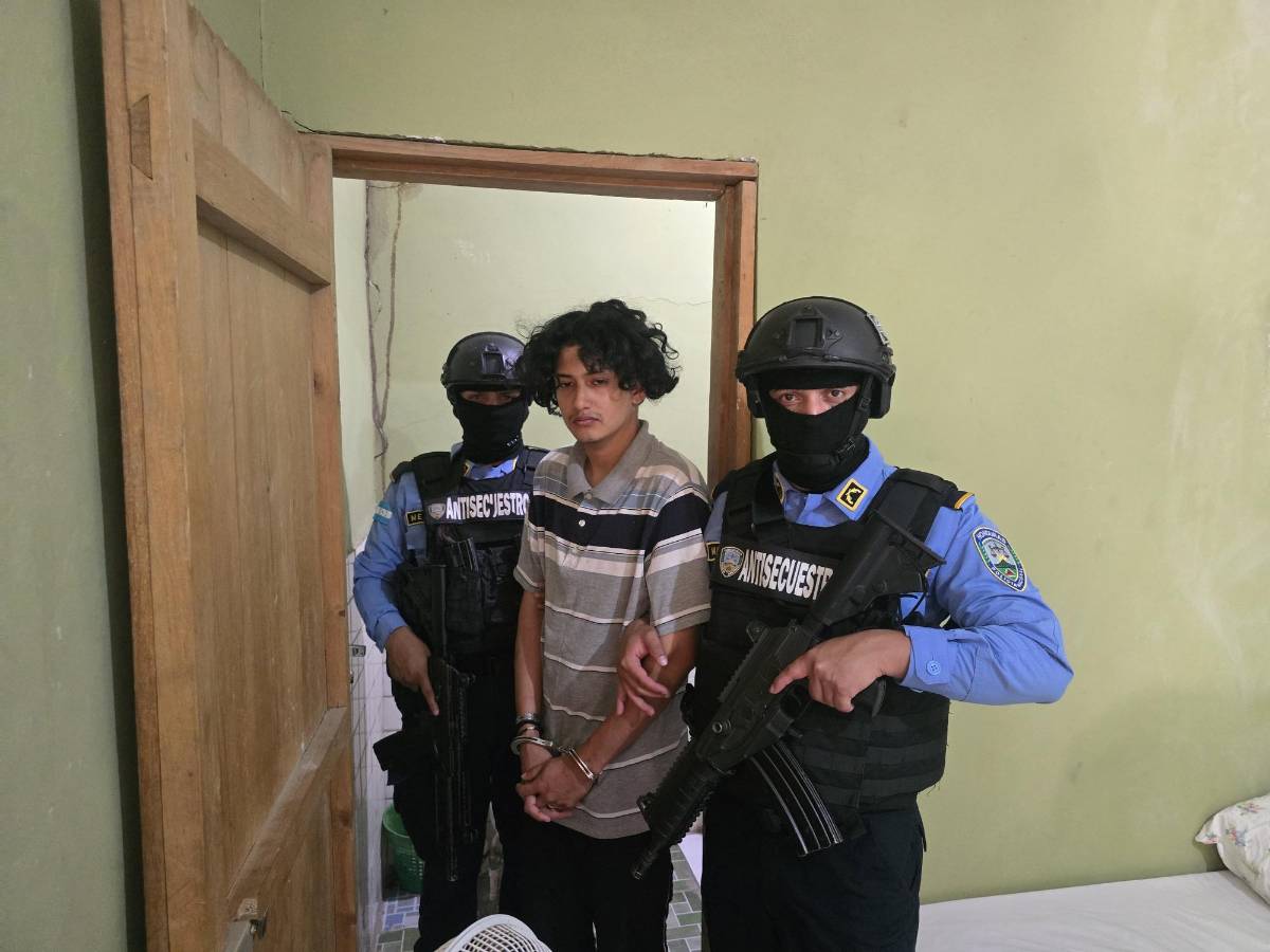 Jonathan se autosecuestró y le exigía L3 millones a la mujer que lo adoptó desde niño