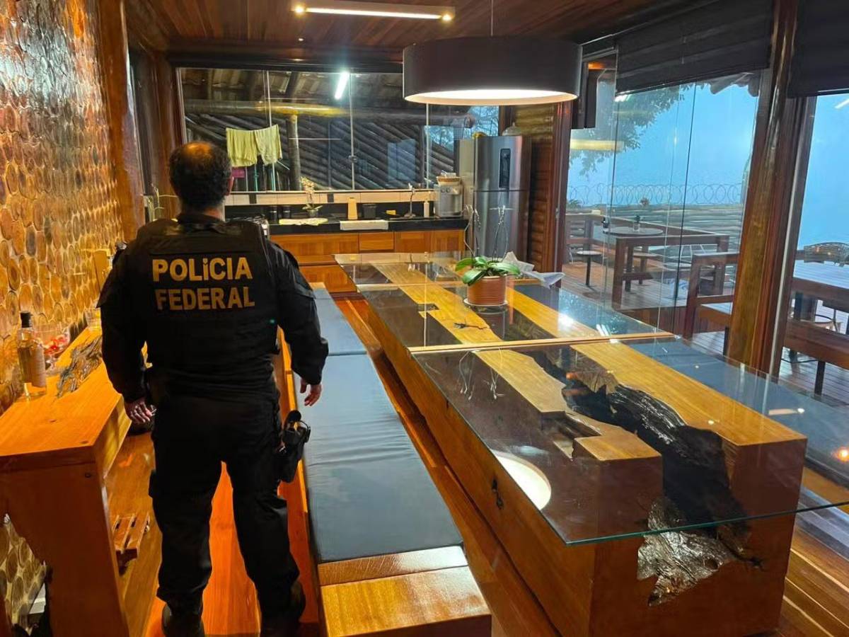 Capturan a hermanas y las acusan de ser narcotraficantes internacionales