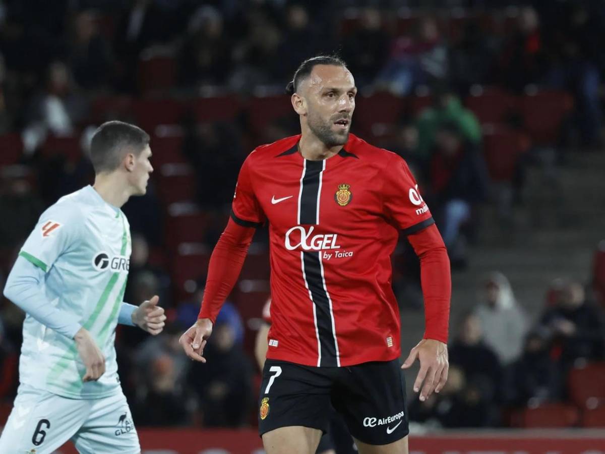 Bota de Oro 2026: Mbappé sufre revés y goleador se destapa con triplete: la tabla