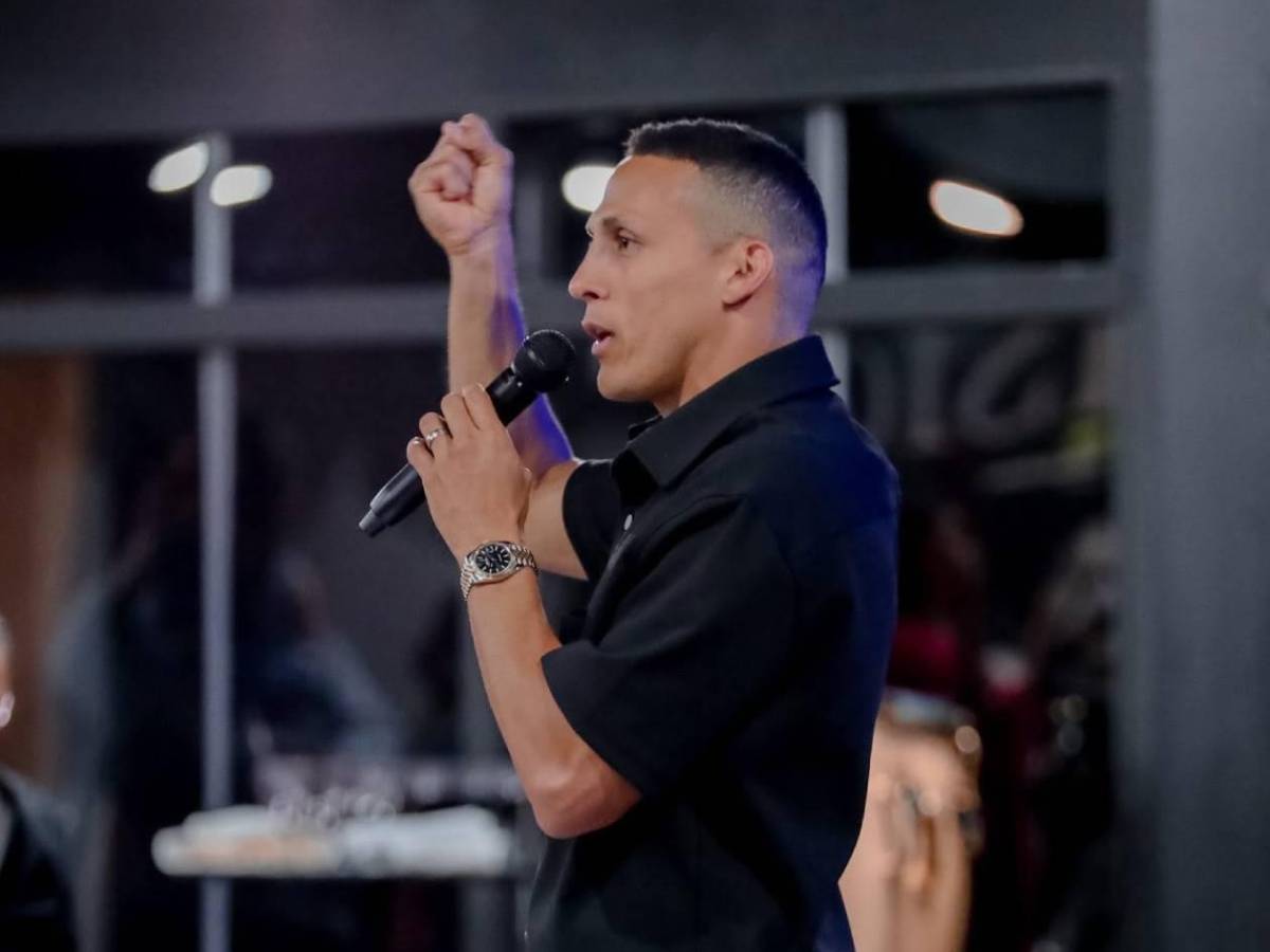 ¡De la Selección de Honduras al púlpito! Cambió el fútbol por la palabra de Dios