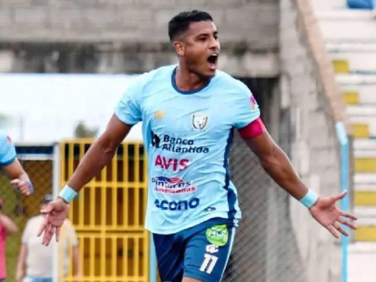 Policía Nacional suma a sus filas a recordado exgoleador del fútbol de Honduras