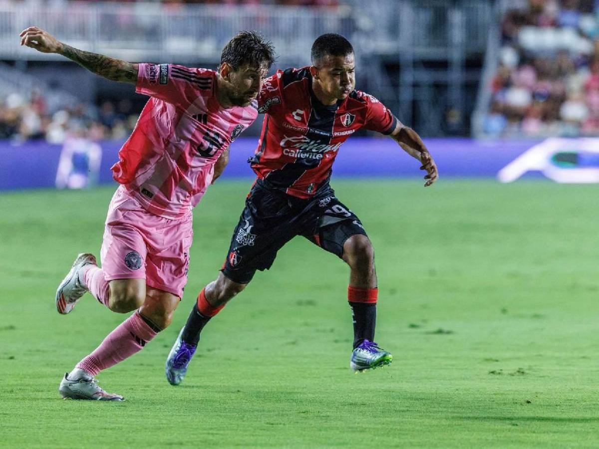 Messi se enojó y le festejó en la cara a rival, De Paul debutó y el cruce de Mascherano