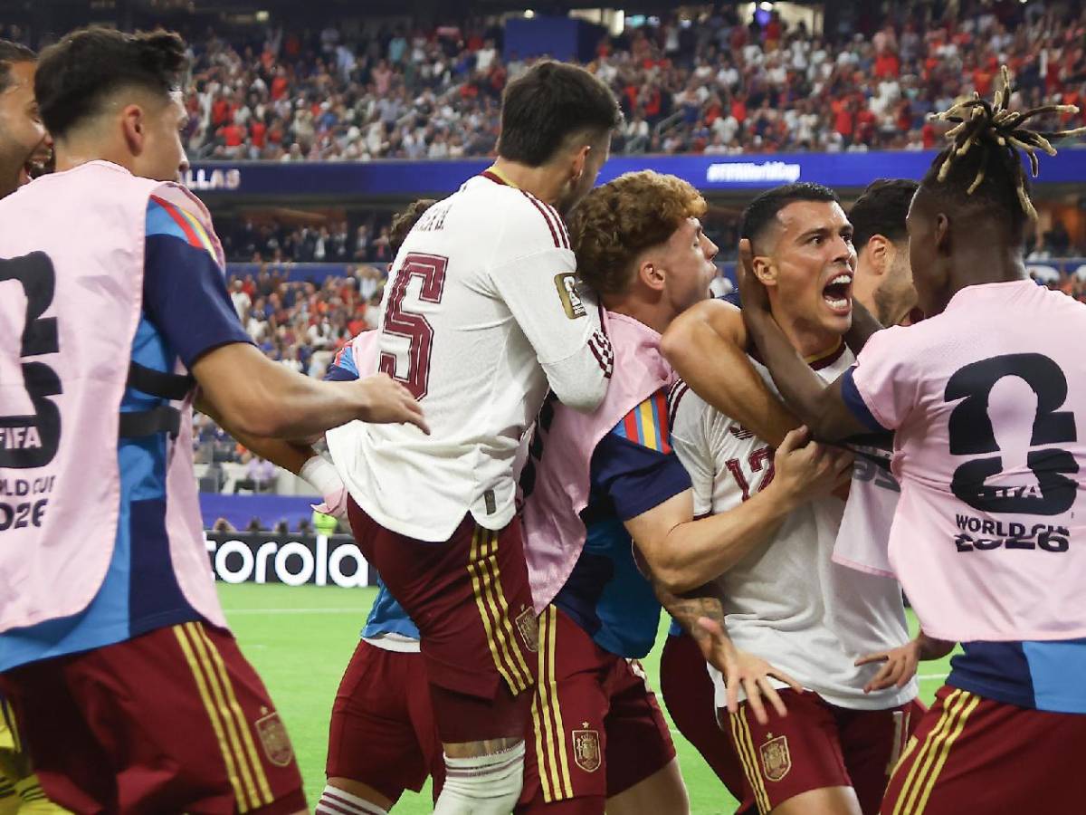 Francia destrozada, España festeja, polémicas de Barton y frustración de Mbappé