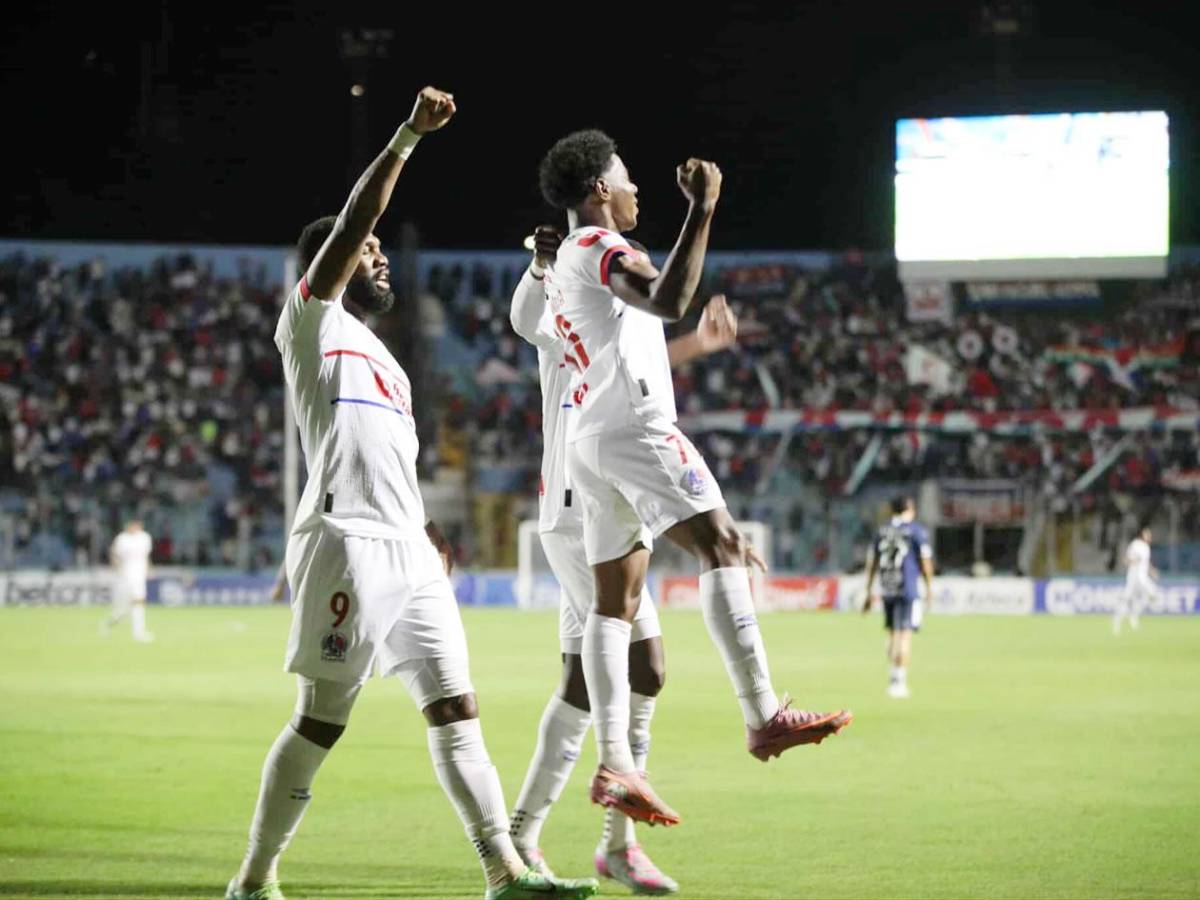 Olimpia destrozó a Motagua, Espinel eufórico, tristeza azul y enfado de Javier López