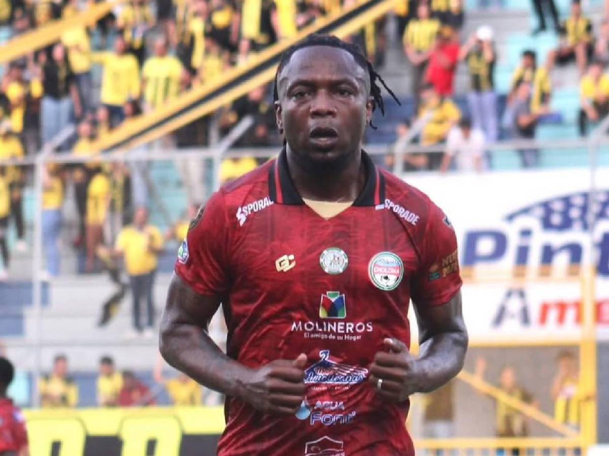 Futbolista hondureño revela cómo pagaba fiestas y lo que hizo con sus amigos