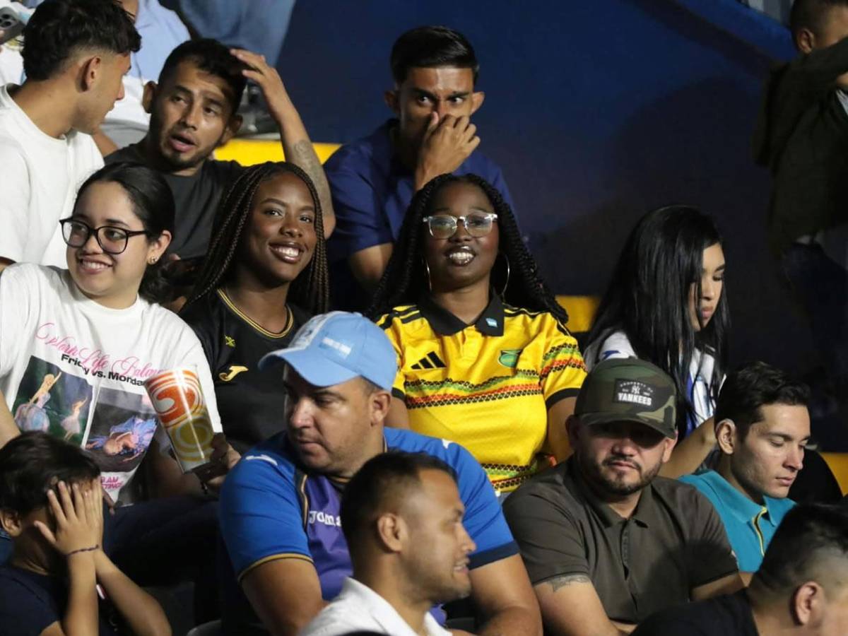 Tristeza en Honduras, polémica seña de Jamaica, dedicatoria de Palma y presentadora enamora