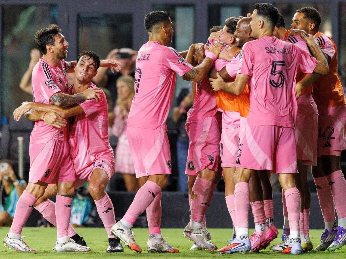 Messi se enojó y le festejó en la cara a rival, De Paul debutó y el cruce de Mascherano