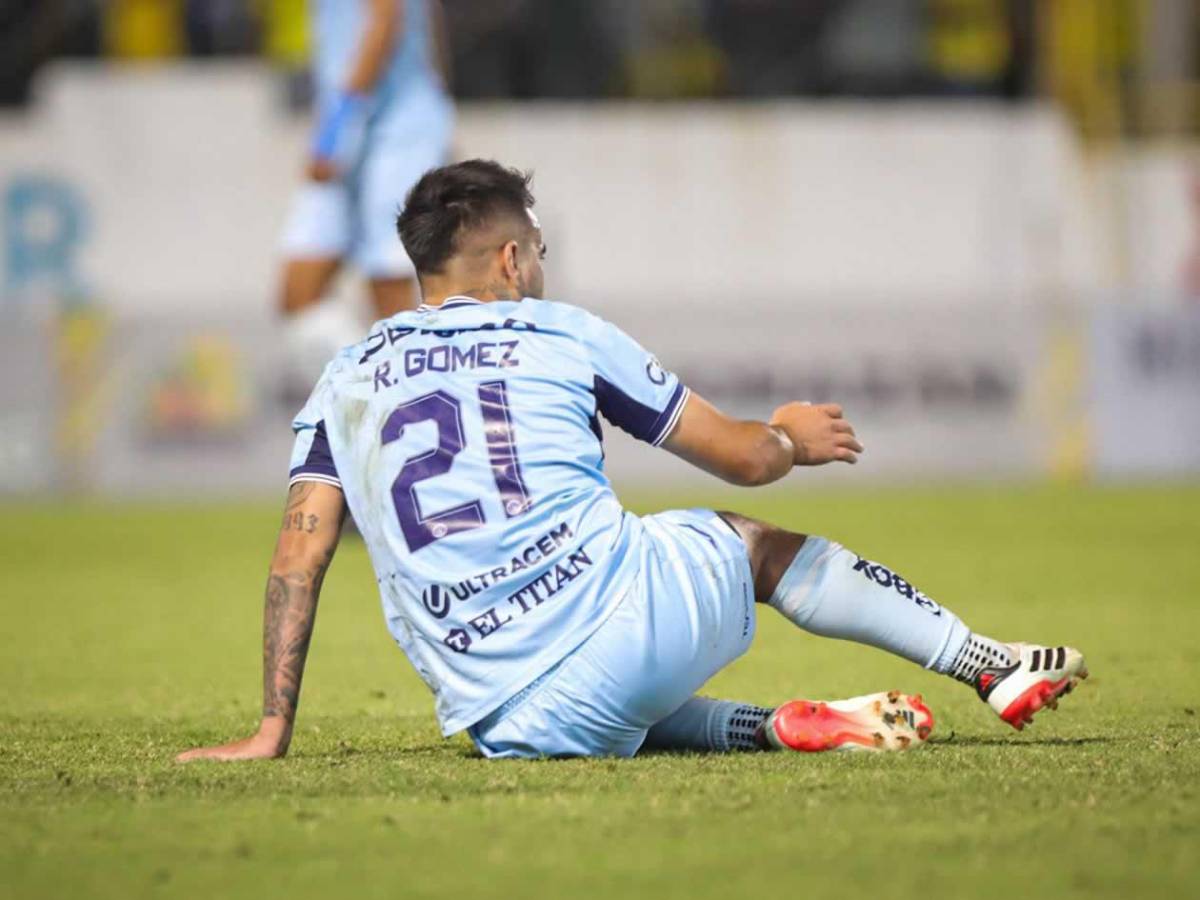 Real España celebra, sufre Motagua y la rubia que cautivó en el Morazán