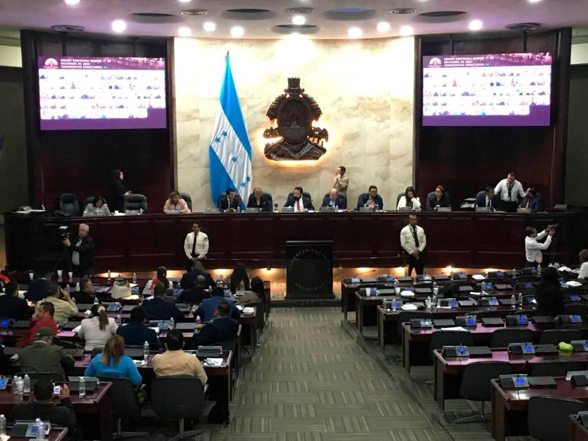 Estancada la aprobación del presupuesto del país para 2025