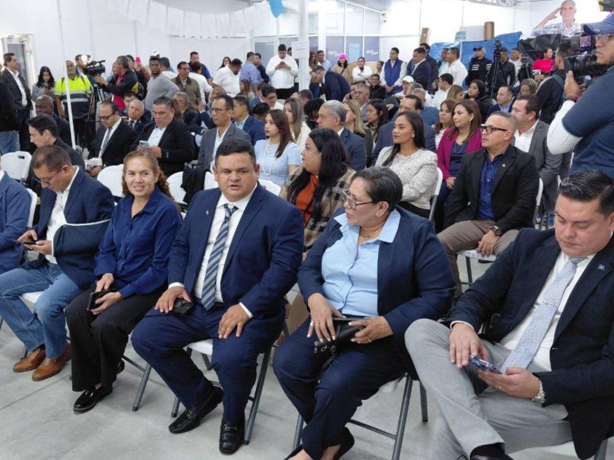 Cossette López a Libre: Ellos han querido robarse la elección