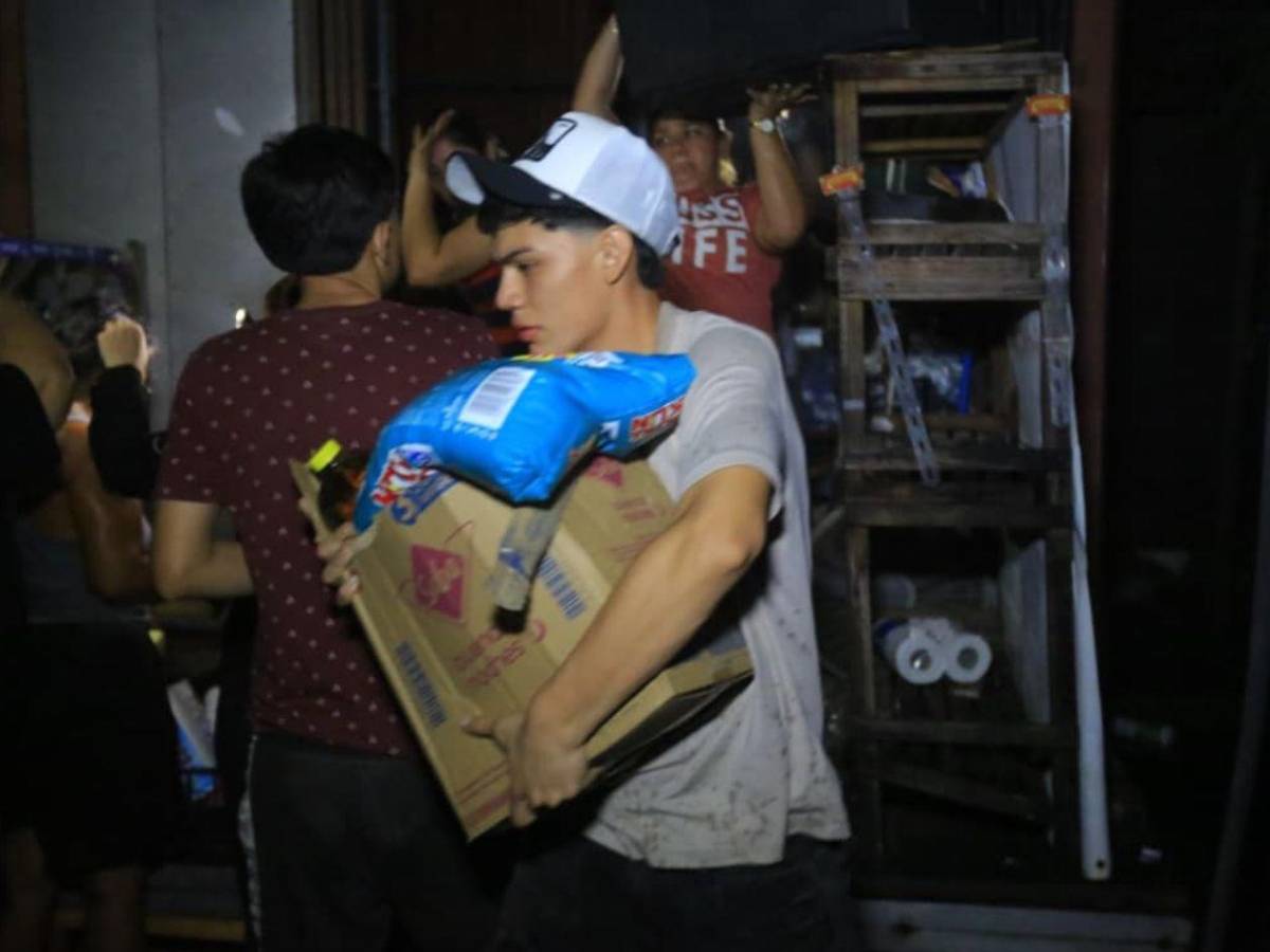 Explosión en cohetería clandestina desató incendio en Medina-Concepción