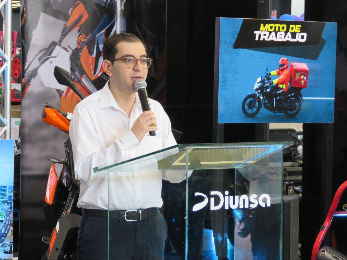 Mario Alejandro Faraj, Jefe de Mercadeo Diunsa.