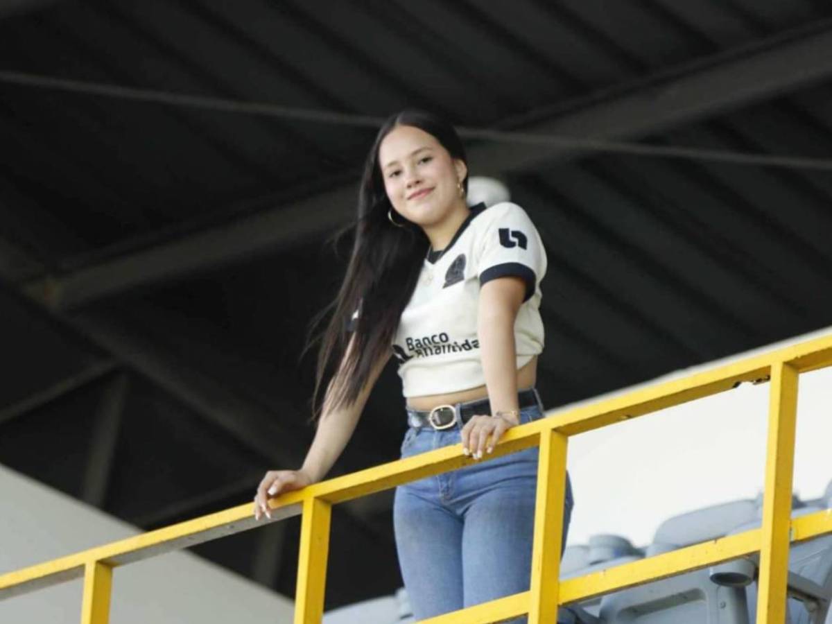 Las famosas y lindas aficionadas del Olimpia y Real España: ¿una japonesa?