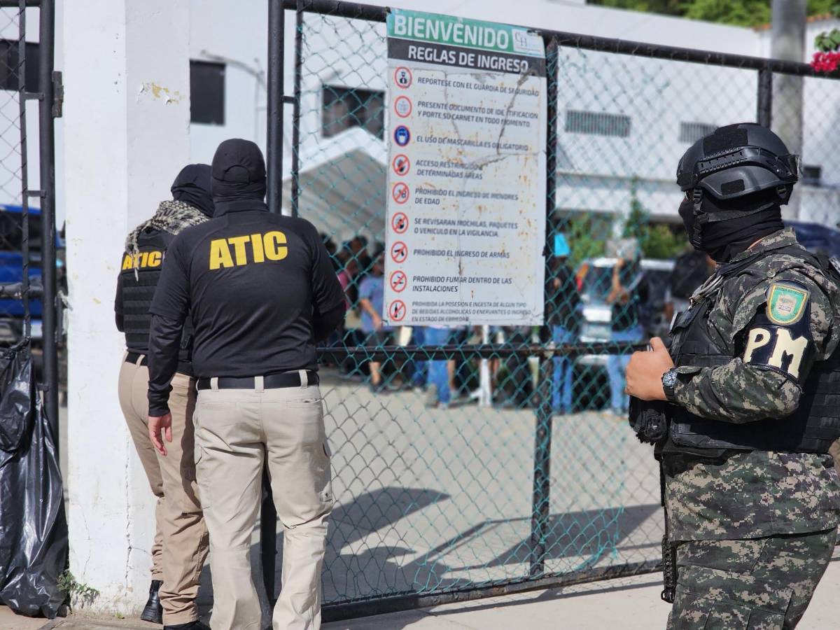 Militares custodian los millones en efectivo de Koriun