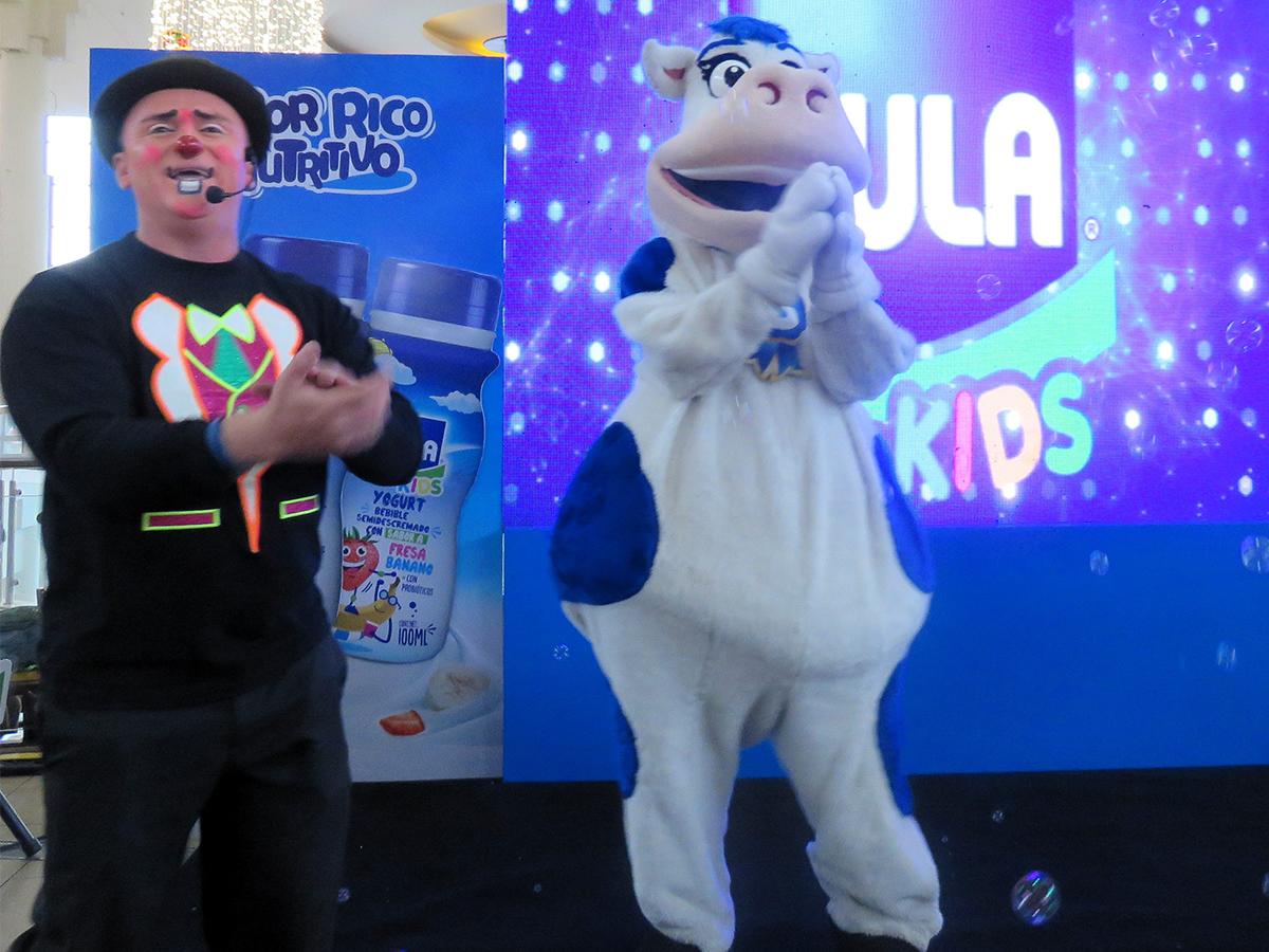 El evento de lanzamiento se realizó en City Mall, San Pedro Sula, donde se contó con un entretenimiento de un payaso salvadoreño.