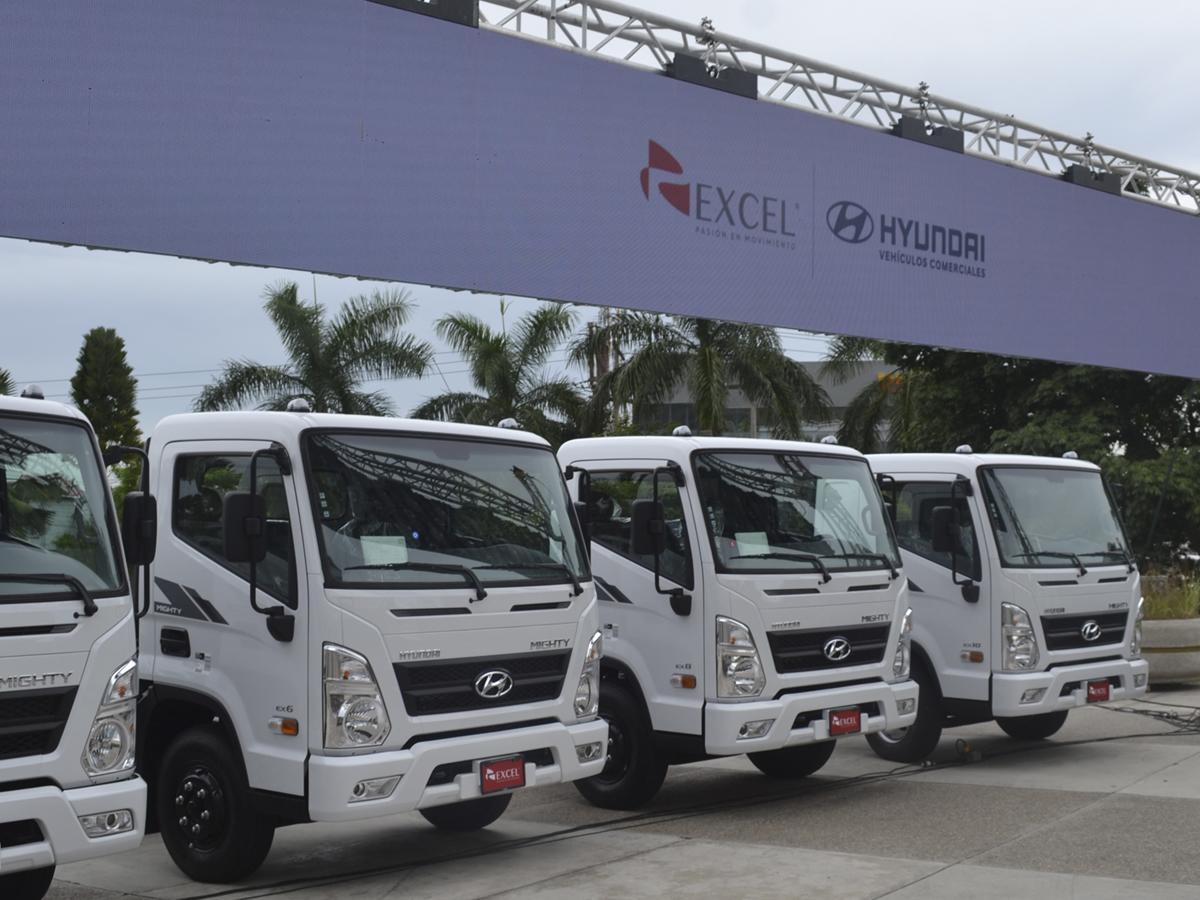 Hyundai Vehículos Comerciales lanza nueva línea de camiones grandes EX