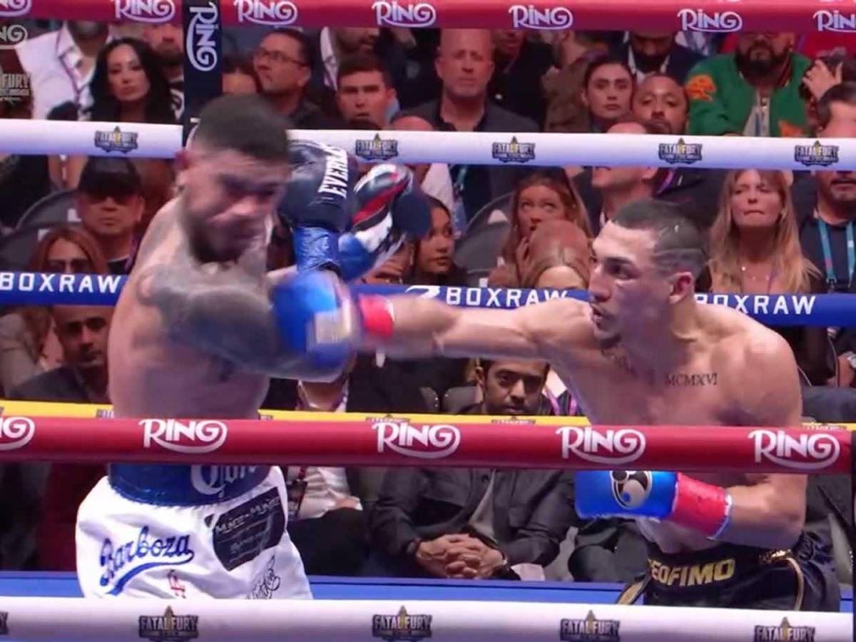 Así ganó Teófimo López a Barboza, su emocionante festejo y locura por el hondureño