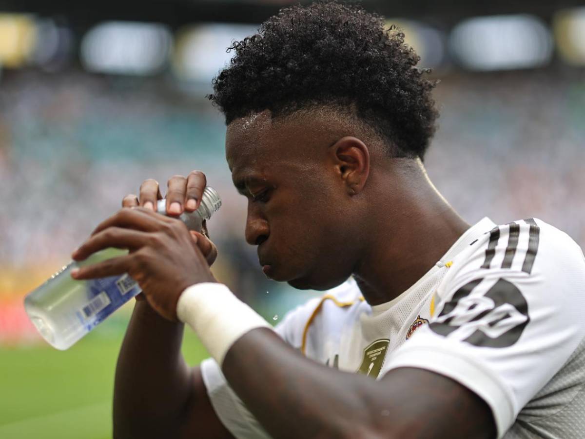 Revelan enfado de Vinicius con Xabi y una letal decisión del DT del Real Madrid