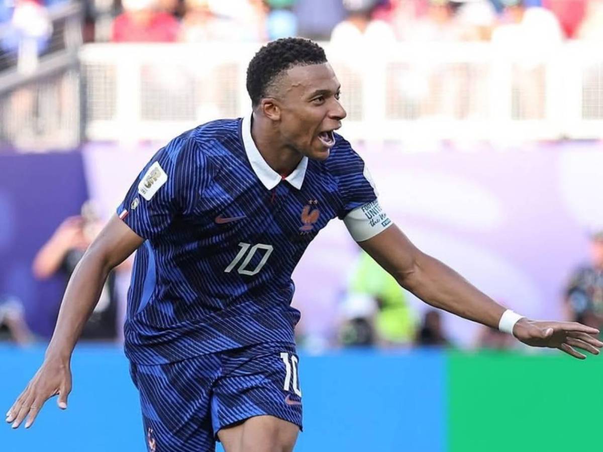 Mbappé rompe contrato con la que siempre estuvo a su lado: esto pasó