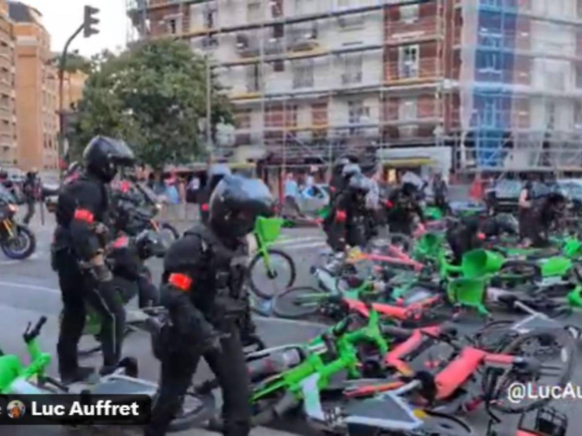 Caos en París: cientos de detenidos y heridos empañan la fiesta del campeón PSG